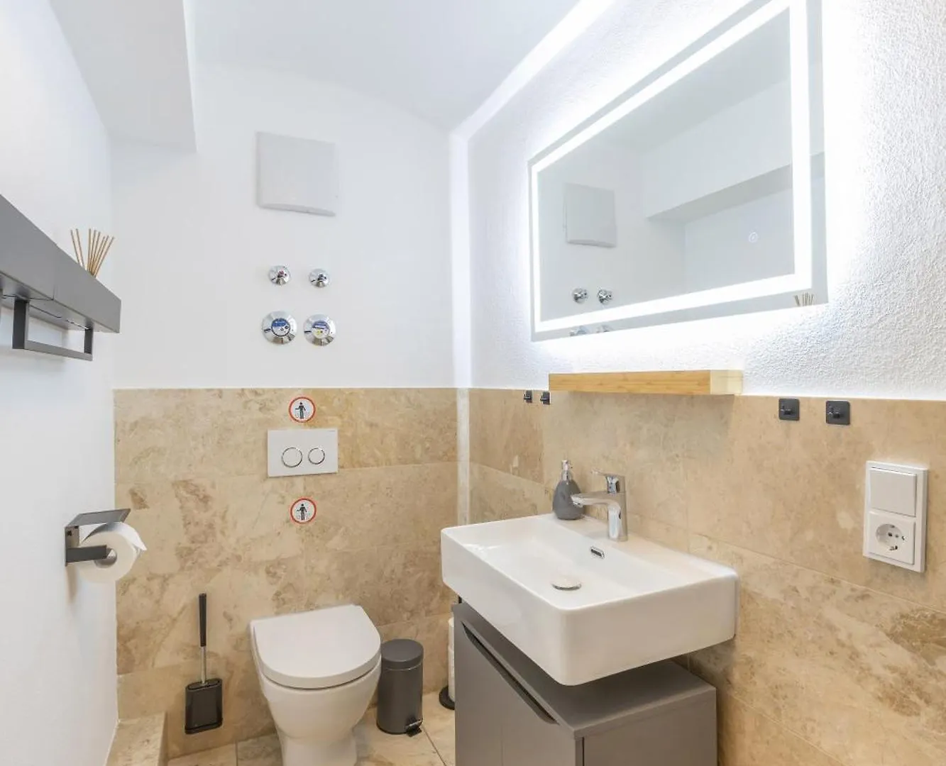 Gm-Stays City Apartment - Prinzregentenplatz Monachium 0*,  Niemcy