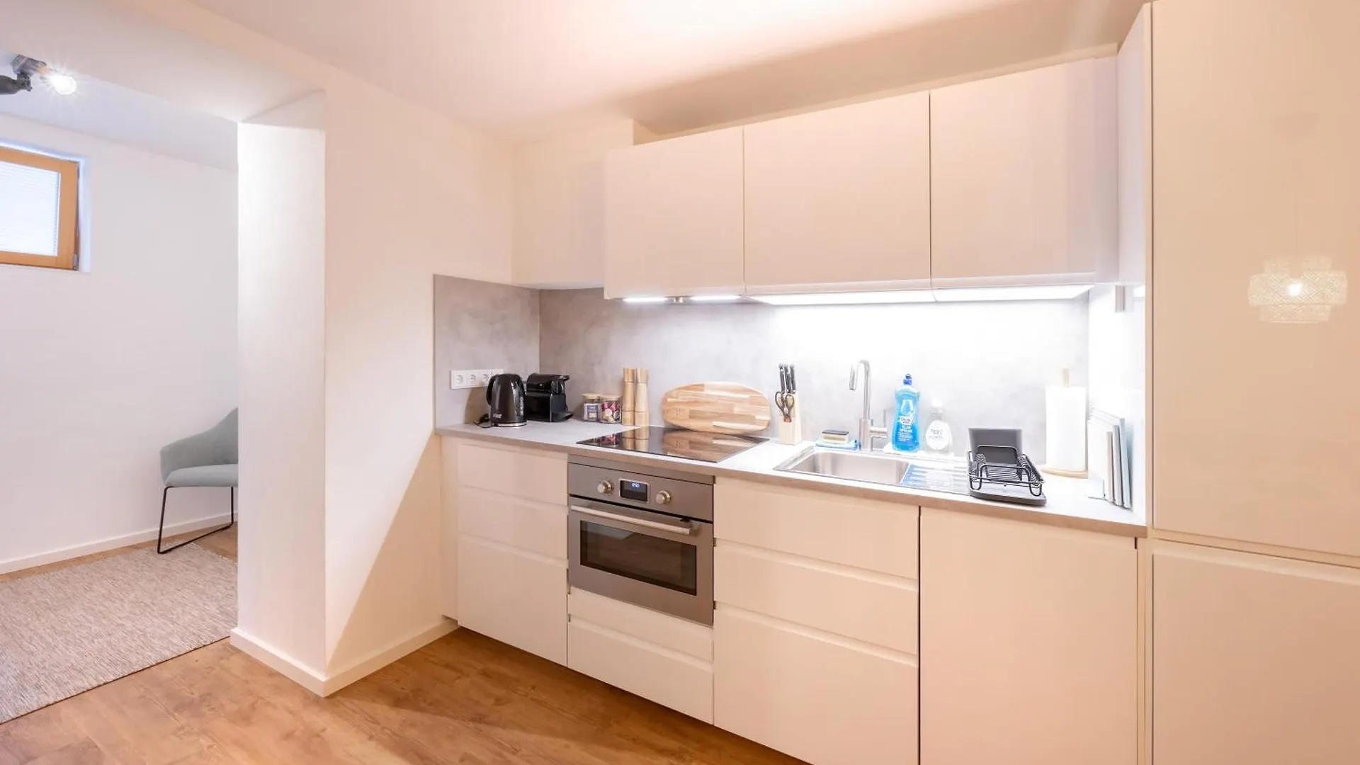 Gm-Stays City Apartment - Prinzregentenplatz Monachium 0*,  Niemcy